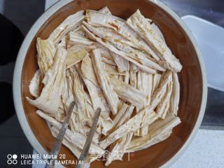 肉沫蒸腐竹的做法步骤：2