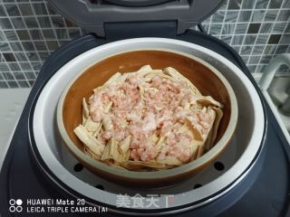 肉沫蒸腐竹的做法步骤：4