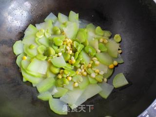 蒲瓜烧蚕豆的做法步骤：7