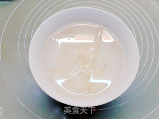奥利奥酸奶慕斯蛋糕的做法步骤：6