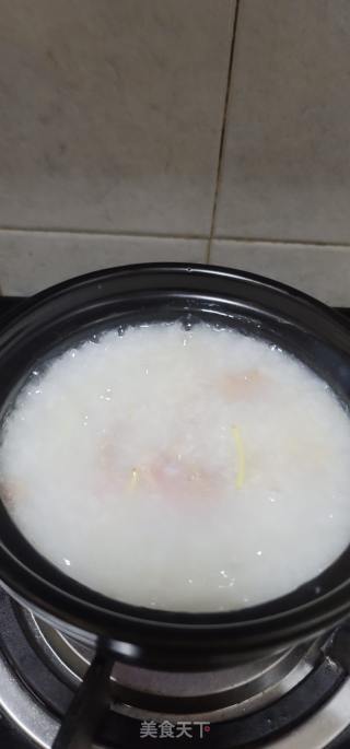 生滚枸杞叶瘦肉粥的做法步骤：6