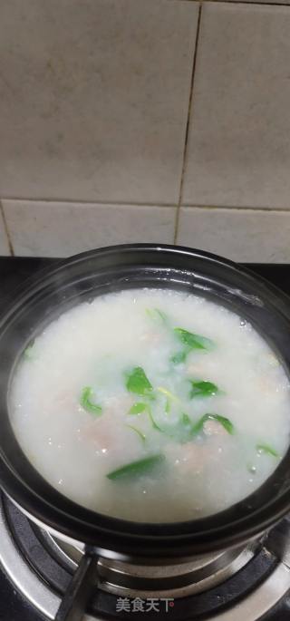 生滚枸杞叶瘦肉粥的做法步骤：8