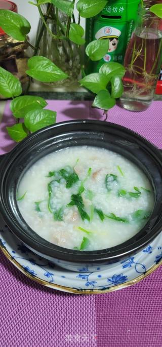 生滚枸杞叶瘦肉粥的做法步骤：10