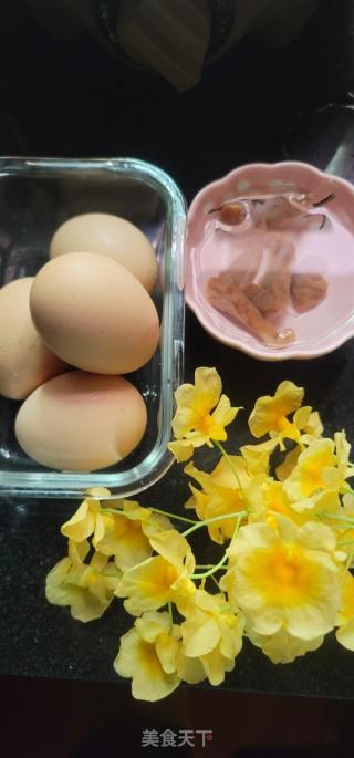 鲜花菜脯煎蛋的做法步骤：1