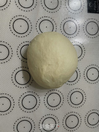 肠仔包的做法步骤：3