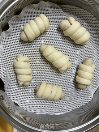 肠仔包的做法步骤：6