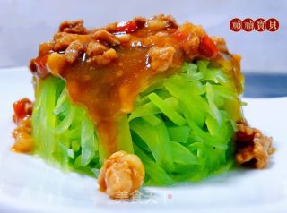 肉末盖莴笋丝的做法