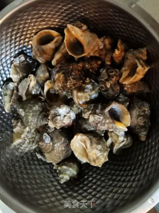 捞汁小海螺的做法步骤：1