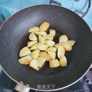 小酥肉蒸土豆的做法步骤：4