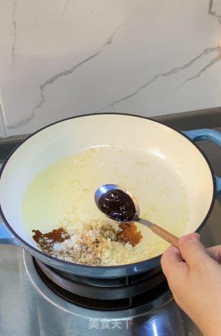 珐琅锅焖小海鲜的做法步骤：4