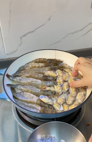 珐琅锅焖小海鲜的做法步骤：7
