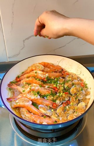 珐琅锅焖小海鲜的做法步骤：10