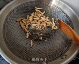 鸡胸肉炒黄花菜的做法步骤：14