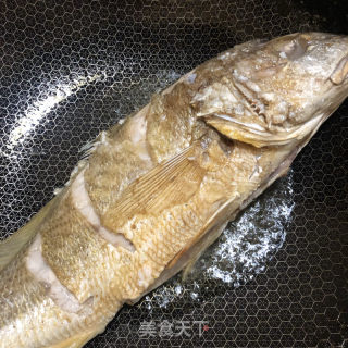 炖黄花鱼的做法步骤：4