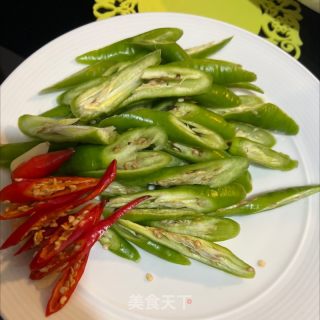 尖椒鸭肠的做法步骤：1