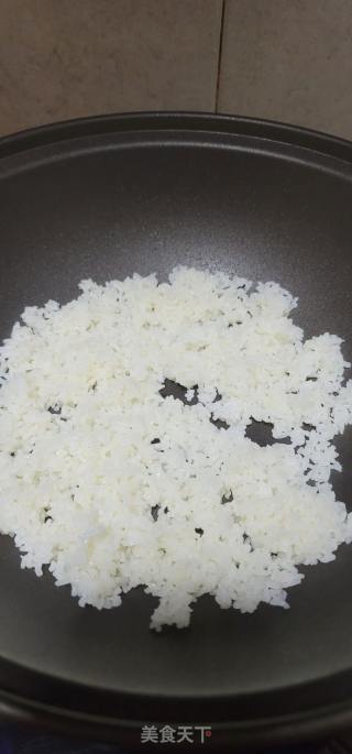 酱油炒饭的做法步骤：4