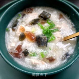 皮蛋瘦肉粥的做法