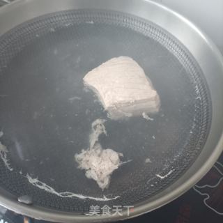 皮蛋瘦肉粥的做法步骤：2
