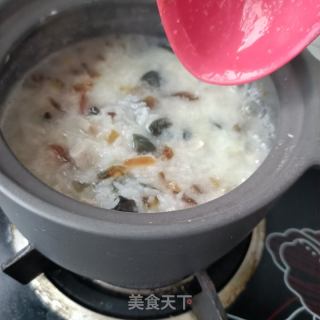 皮蛋瘦肉粥的做法步骤：16