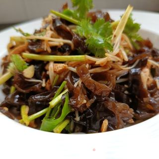 金针菇拌木耳的做法