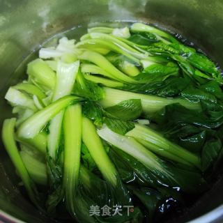 鸡蛋炒青菜菌菇的做法步骤：6