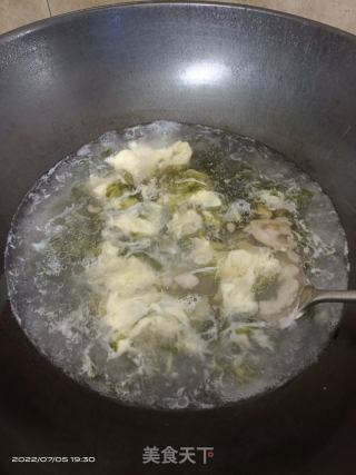 紫菜蛋花汤的做法步骤：3