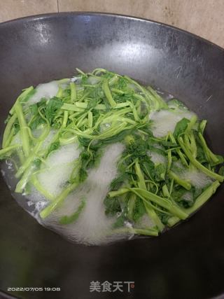 蒜蓉空心菜的做法步骤：4