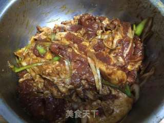 酱烤五花肉的做法步骤：7