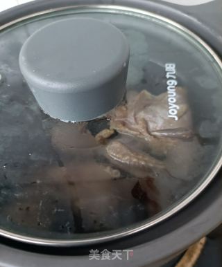 柳树菇鸽子汤的做法步骤：8