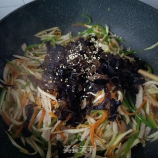 茭白炒三丝的做法步骤：16