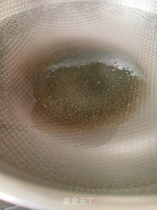 蒜苗辣椒炒香肠的做法步骤：3