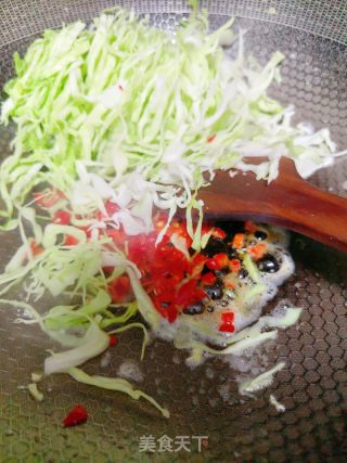 鸡蛋炒烫皮丝的做法步骤：9