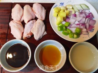 三杯鸡的做法步骤：1