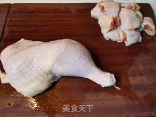 三杯鸡的做法步骤：2