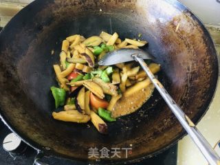 辣椒西红柿炒茄子的做法步骤：7