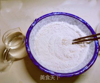 烙素馅饼的做法步骤：1