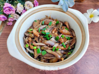 五花肉茄子粉丝煲的做法步骤：12