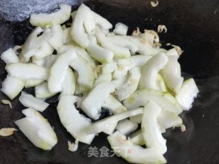 虾皮炒冬瓜的做法步骤：4