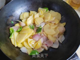 洋葱炒土豆片的做法步骤：4
