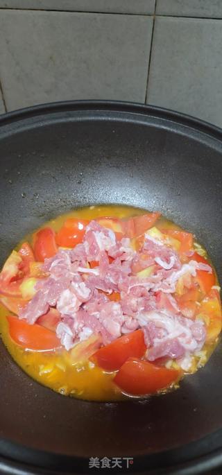 家常番茄烧肉的做法步骤：8
