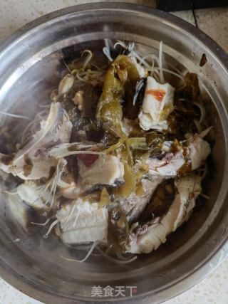 酸菜炖白鲢的做法步骤：10