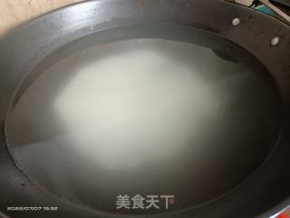 海鲜粥的做法步骤：1