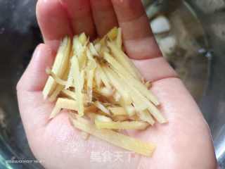海鲜粥的做法步骤：2