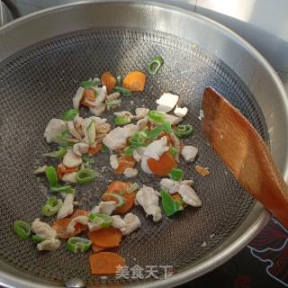 木耳鸡胸肉炒黄瓜的做法步骤：15