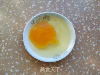 黄瓜鸡蛋三明治的做法步骤：2