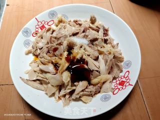 凉拌鸡腿肉的做法步骤：3