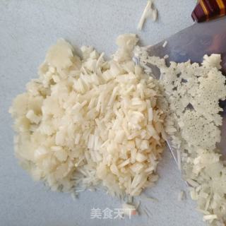 金针菇鲍鱼番茄蛋汤的做法步骤：3