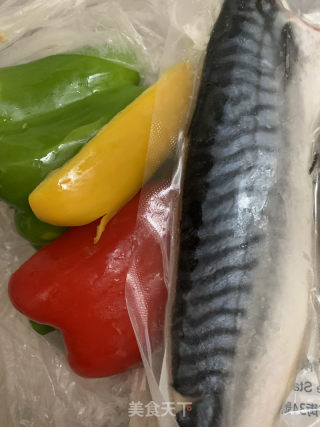 香蒜烤青花魚的做法步骤：1