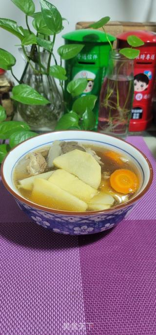 马蹄笋煲筒骨汤的做法步骤：16