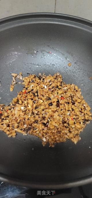 豆豉辣炒萝卜干的做法步骤：4